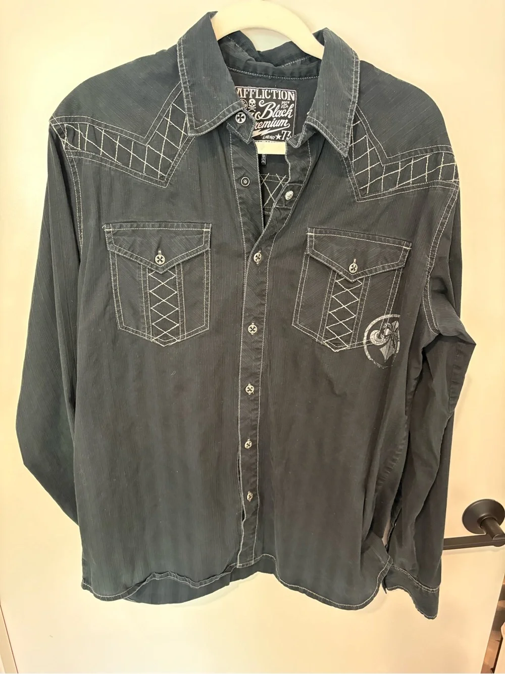 Affliction Black Premium Button Up Shirt Eagle Black White Embroidery Cotton L